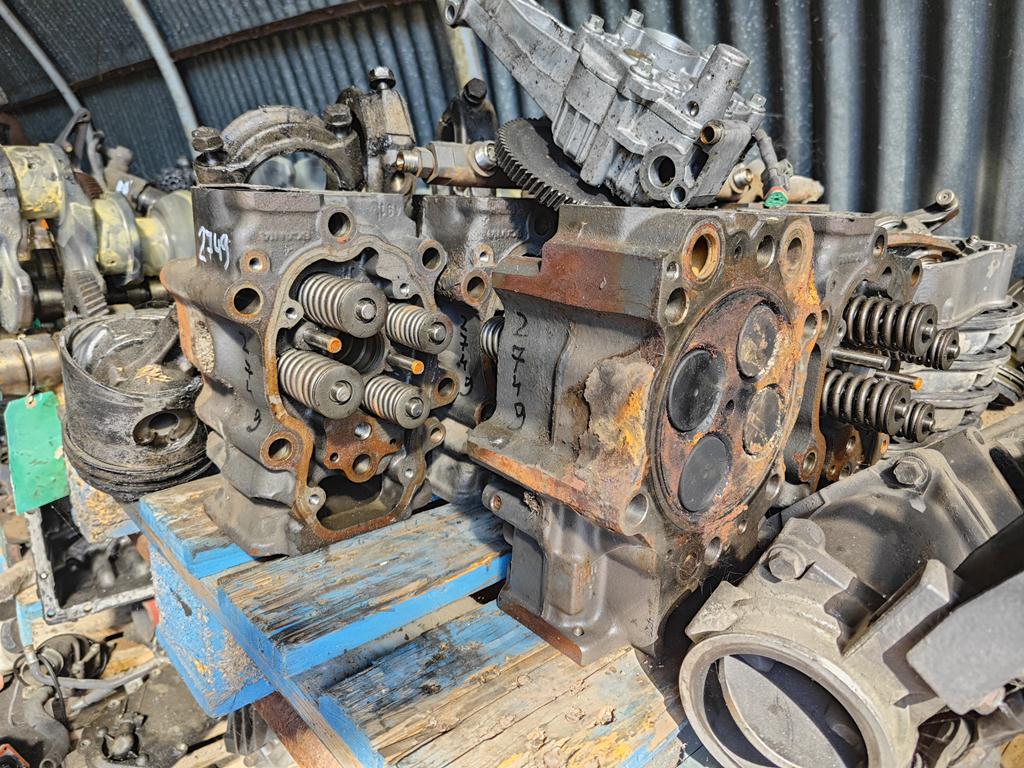 2005283 2330322 570993 cylinder head Scania E6 440hp XPI Engine DC13109 13L truck parts dealer