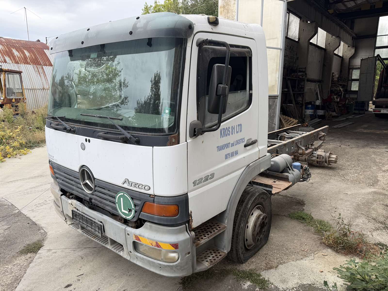 продавам мерцедес атего 230кс ом906 6цил за износ автоморга камиони Еленино