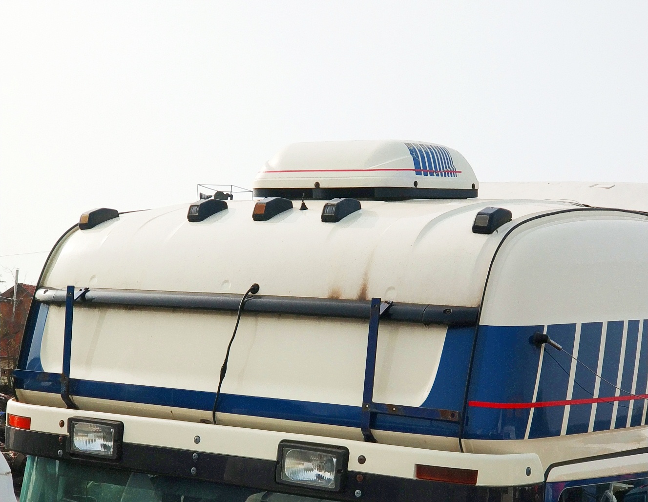 Стационарен климатик на SCANIA 4, 164, 580 к.с., 2003 г. - Автоморга камиони Еленино гр. Стара Загора